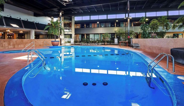 Radisson Hotel Montreal Airport