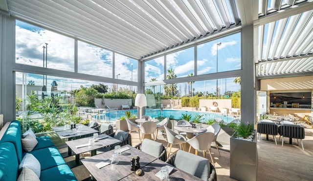 Radisson Hotel Nice Airport