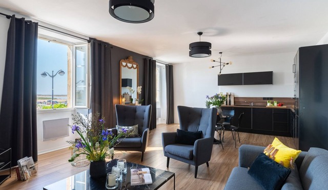 Raffinement, confort et vue Mer by Interhome