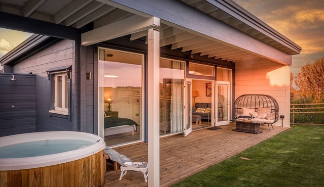 Rafters - a lodge that sleeps 2 guests in 1 bedroom