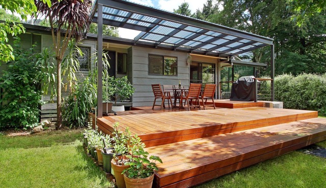 Rail Trail Cottage - BRIGHT