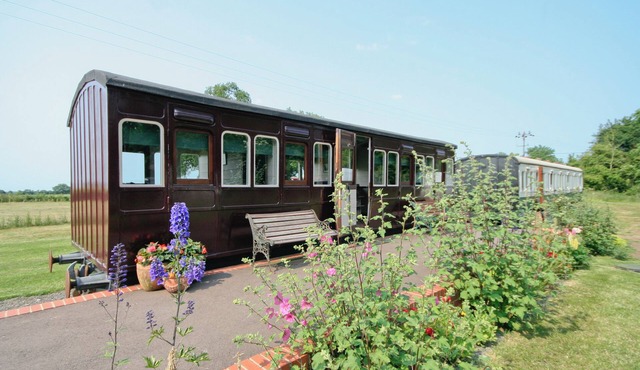 Railway Carriage One - E5337