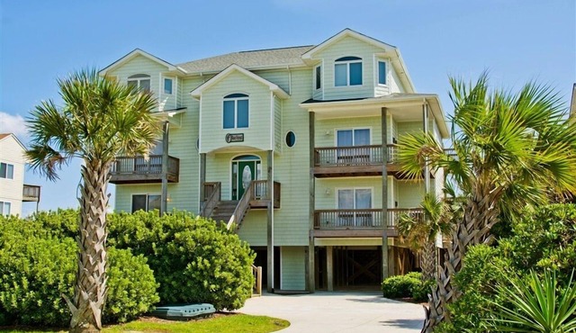 Rain Forest, Oceanfront House in Emerald Isle, NC!