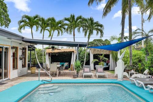 Rainbow Falls Estate For 8