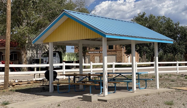 Rainbow Inn & Cottages
