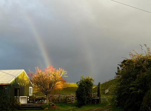 Rainbow Mountain cottage