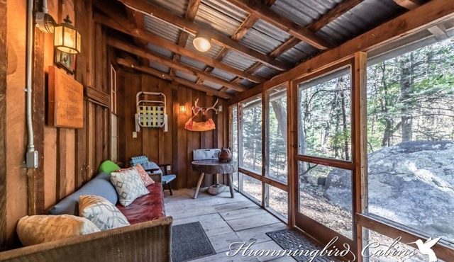 Rainbow Oaks 'Free from Disturbance' a quiet haven on 3 acres and PET FRIENDLY