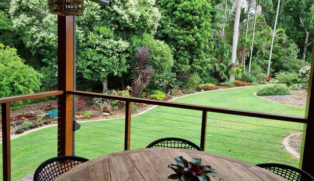 Rainbow Park Retreat - Beautiful Retreat in Peaceful Mapleton, Close to Amenities