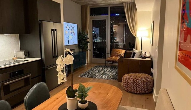 Rainey St -Luxury 1BR - Top Amenities -RT Pool -17
