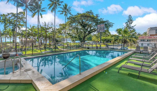 Rainforest & Reef Retreat - 3BR I Pool I BBQ