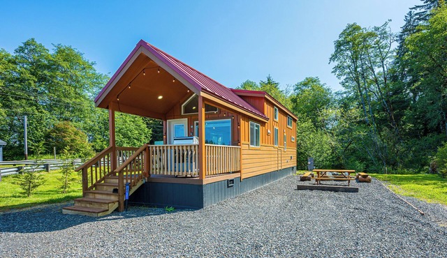 Rainforest Retreat Tiny Home #20 Fishing Cabin