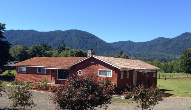 Rainforest Retreat - Welcome to Lake Quinault