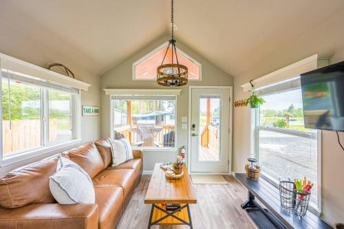 Rainforest Tiny Home Rustic