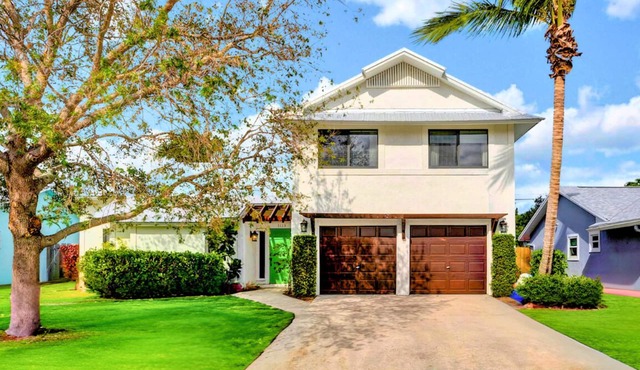 Rainwood Retreat - Palm Beach Gardens Retreat for Families & Groups: Sleeps 8