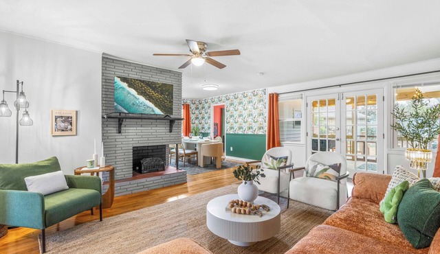 Raleigh's Most Wanted - Relax, Games, & Cozy Comfort