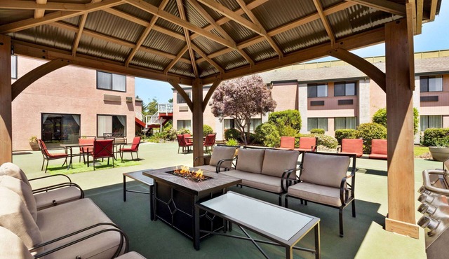 Ramada by Wyndham Arcata