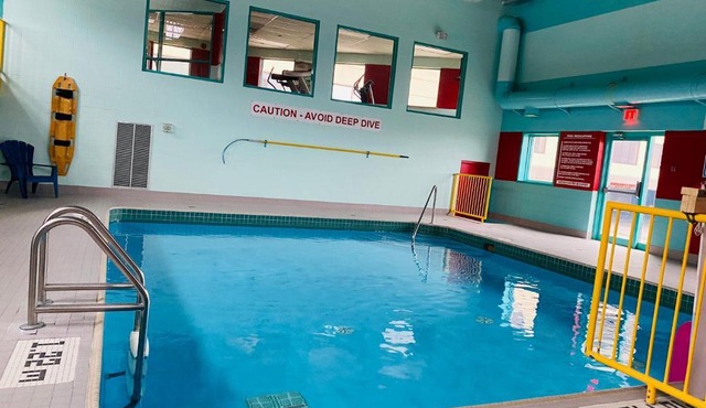 Ramada by Wyndham Belleville Harbourview Conference Center