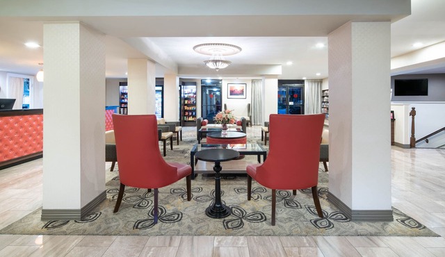 Ramada by Wyndham Burbank Airport