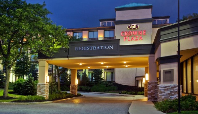 Ramada by Wyndham Cleveland Independence