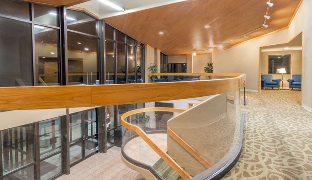 Ramada by Wyndham Columbus North