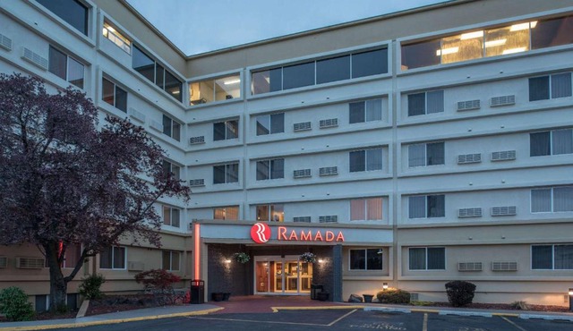Ramada by Wyndham Downtown Spokane