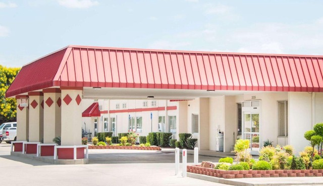 Ramada by Wyndham Enid