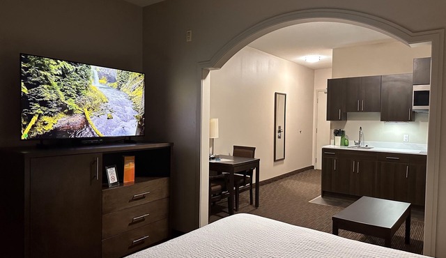 Ramada by Wyndham Estevan