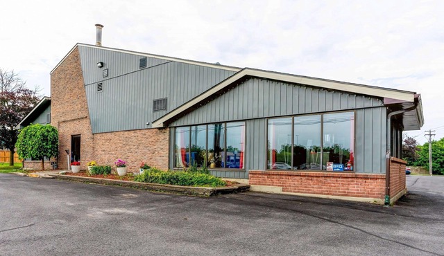 Ramada by Wyndham Kingston