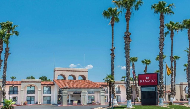 Ramada by Wyndham Las Cruces Hotel & Conference Center