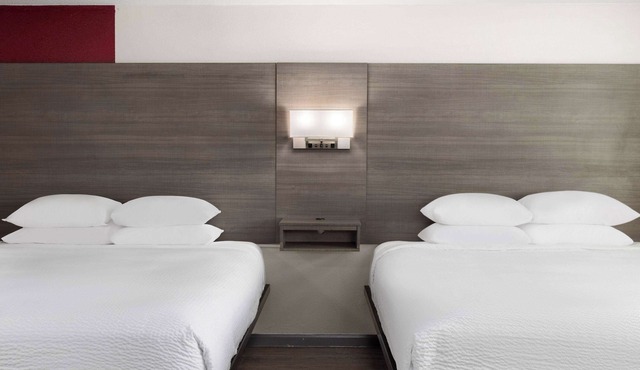 Ramada by Wyndham Medford Airport North