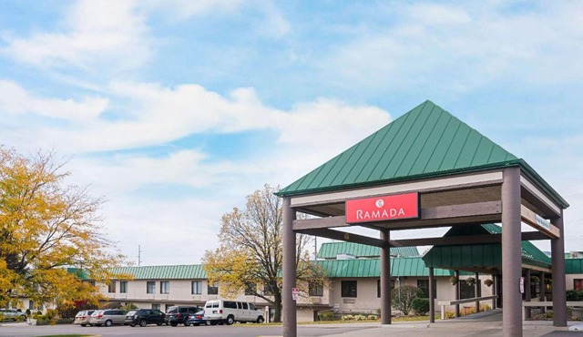 Ramada by Wyndham Plymouth Hotel & Conference Center