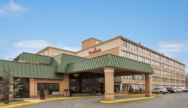 Ramada by Wyndham Rochelle Park Near Paramus