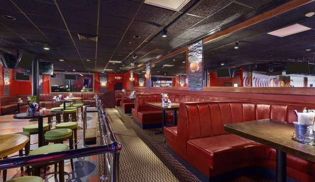 Ramada by Wyndham Rochelle Park Near Paramus