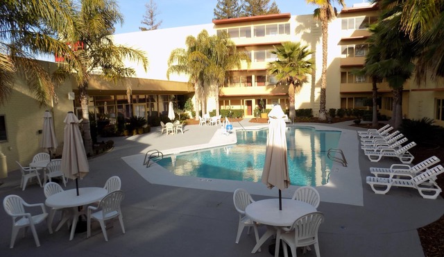 Ramada by Wyndham Sacramento