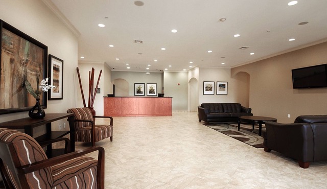 Ramada by Wyndham College Station