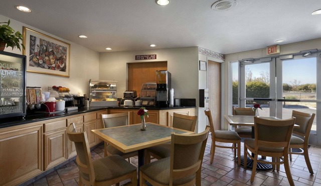 Ramada by Wyndham Williams