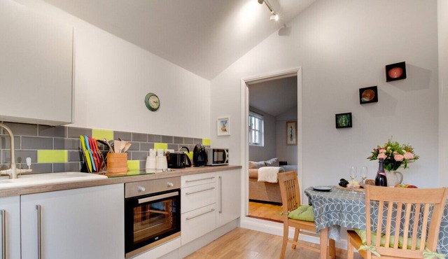 Rambler's Rest - One Bedroom House, Sleeps 2