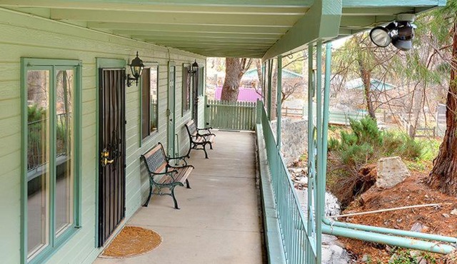Ramsey Canyon B&B Apartment Suites