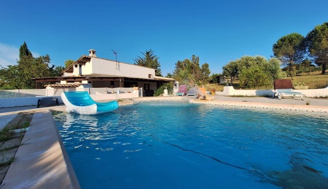 Ranch dans la Garrigue, Swimming pool
