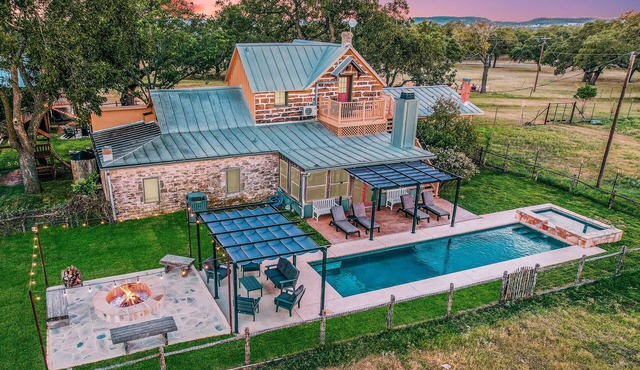 Ranch Getaway for Gatherings & Memories (Sleep 52)