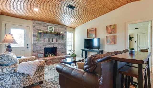 Ranch Getaway with Pool and Horse Stall Access!