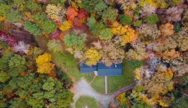 Ranch Home Retreat on 4 Acre Land near UNC/Duke