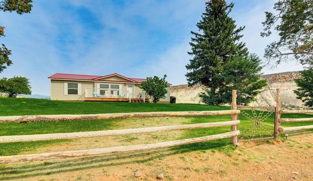 Ranch House in Boulder! Gateway to Nearby Parks!