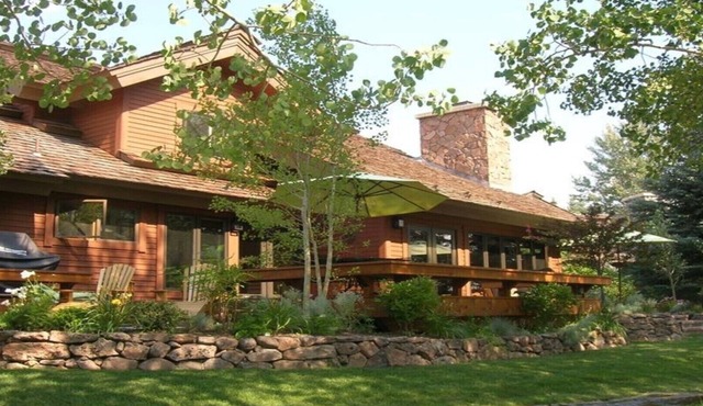 Ranch like setting one mile from town and across from River Run Lodge