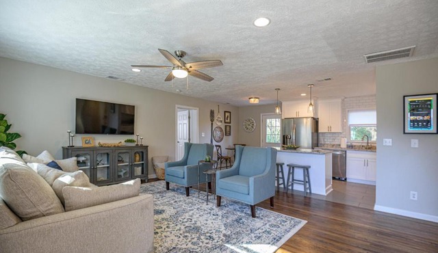 Ranch Style Home & Plenty Of BKYD Space Near KSU