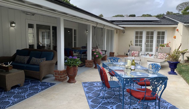 Ranch Style, Private Home Near La Jolla Shores - Walk to dining, shops, beach