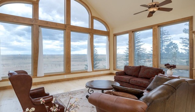 Ranchette Living near Frontier Days! Views! Spacious!