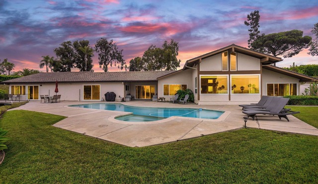 Rancho Santa Fe Beauty, close to Del Mar Race Track & Riding Club