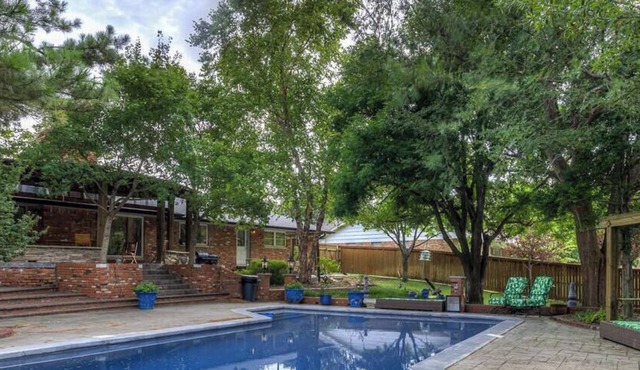 Ranchwood Manor Escape: Pool, Yard, Comfort in OKC