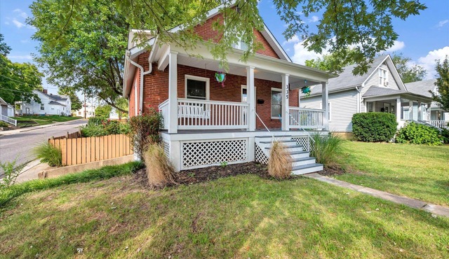 Rand House in WashMO - close to Purina & winery shuttle